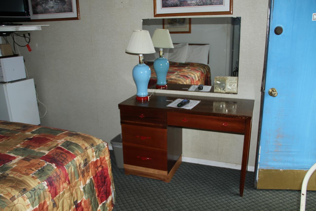 Skyliner Motel Stroud Kültér fotó