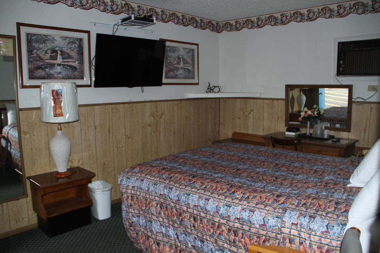 Skyliner Motel Stroud Kültér fotó
