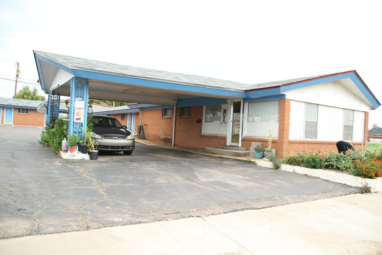 Skyliner Motel Stroud Kültér fotó