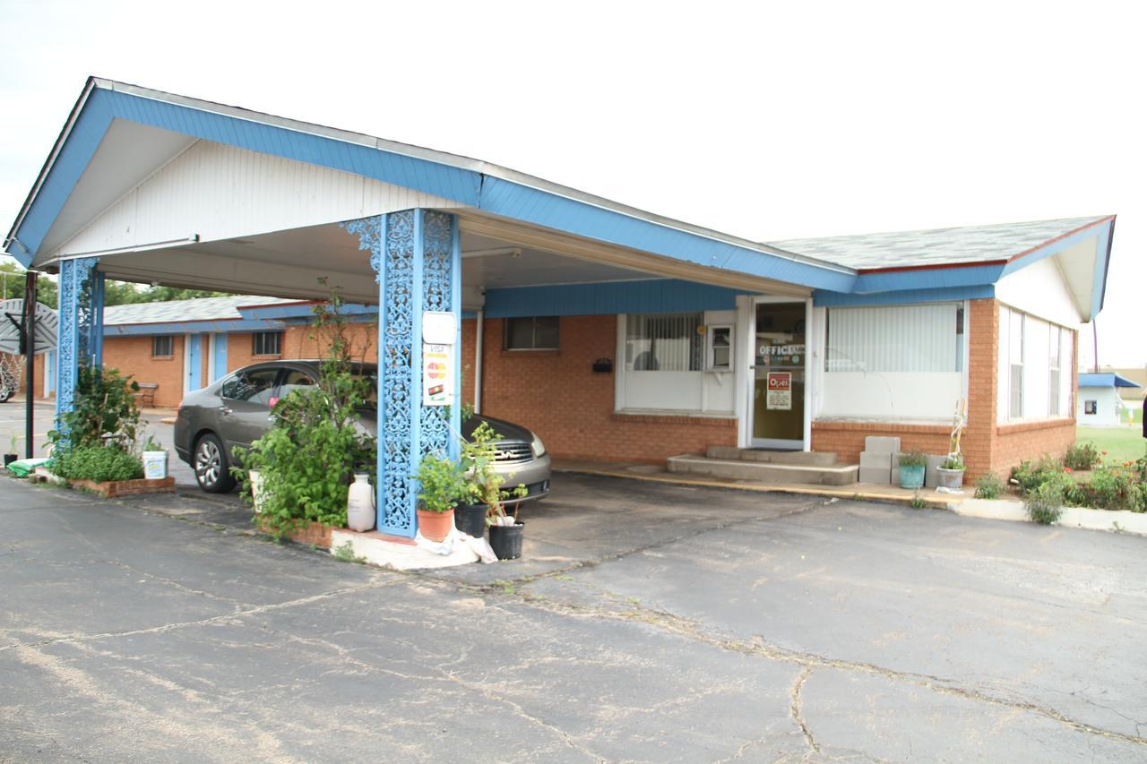 Skyliner Motel Stroud Kültér fotó