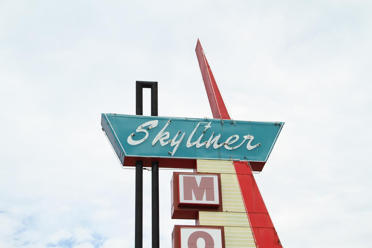 Skyliner Motel Stroud Kültér fotó